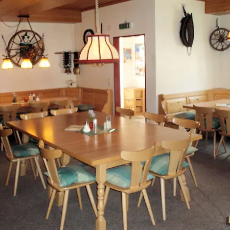 Hubertushaus Guest house 3*