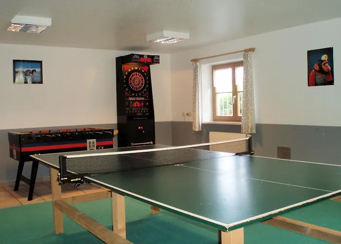 Hubertushaus 招待所 上施陶芬